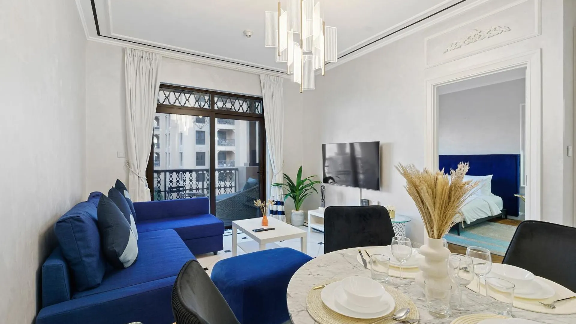Serene 1Br In Zanzebeel 1 With Burj Khalifa View Dubai